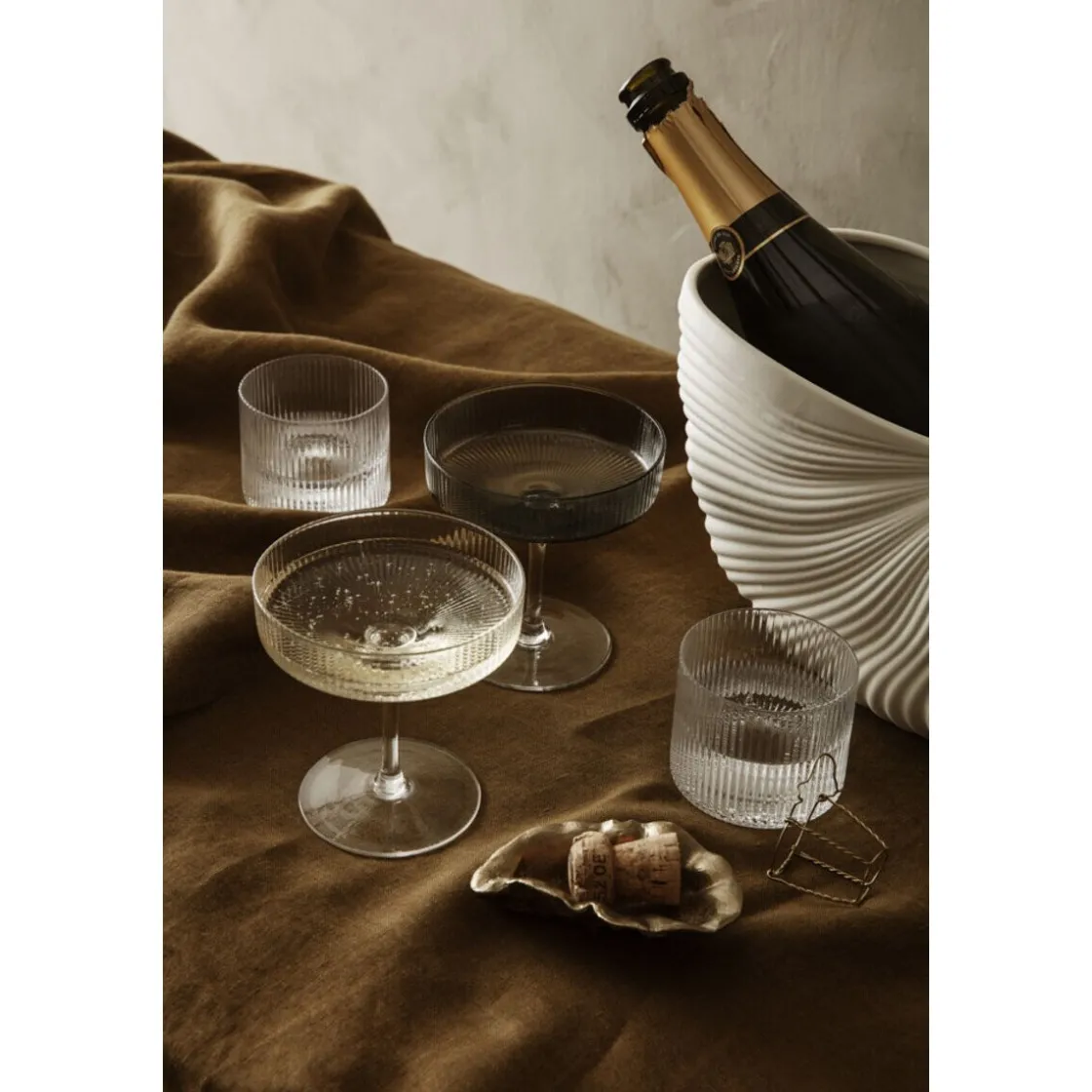 ferm LIVING Champagnerschale 2er-Set Ripple klar
