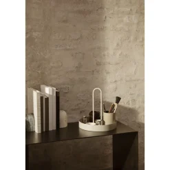 Cafécore<ferm LIVING Tablett 28 cm Grib cashmere