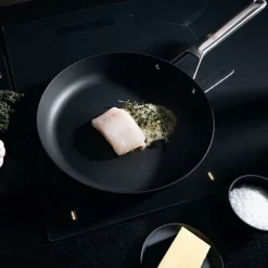 Fiskars Bratpfanne 28 cm Taiten schwarz