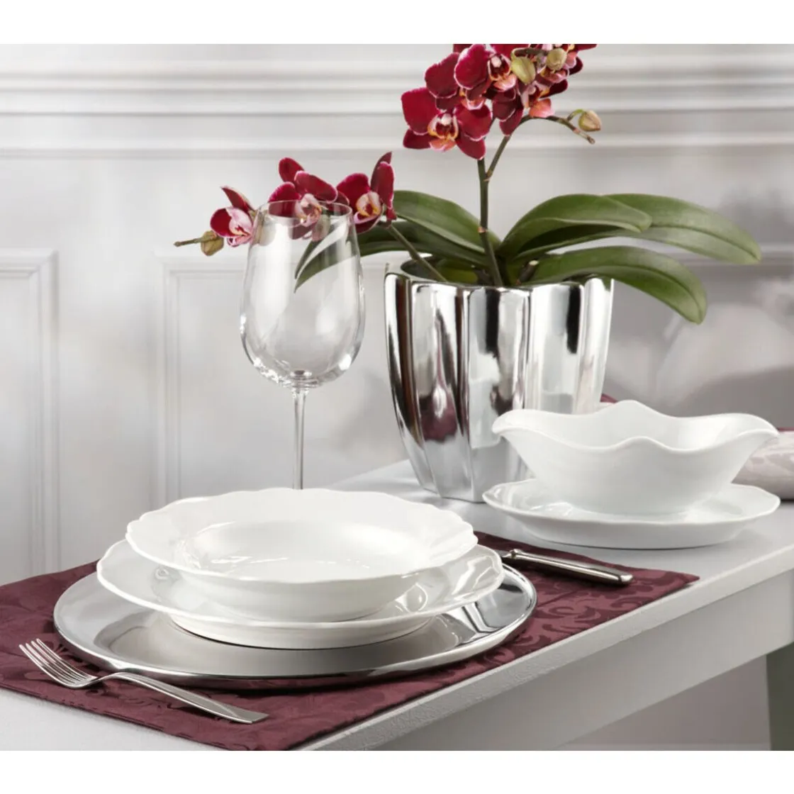 Suppenteller<Hutschenreuther Suppenteller 23 cm Fahne Maria Theresia Weiss