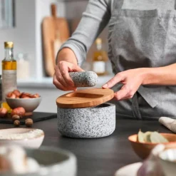 Winterküche<Joseph Joseph Mörser granit mit Bambusdeckel Dash