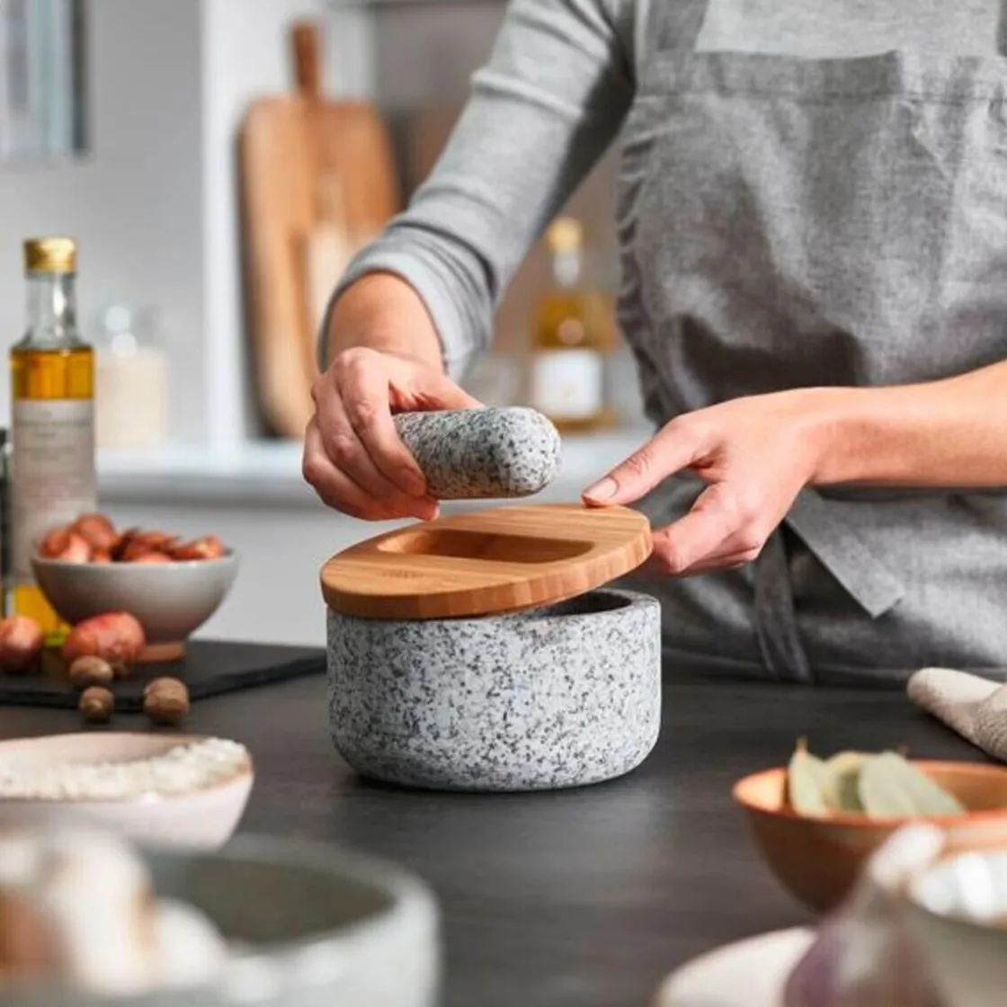 Thailändische Küche<Joseph Joseph Mörser granit mit Bambusdeckel Dash