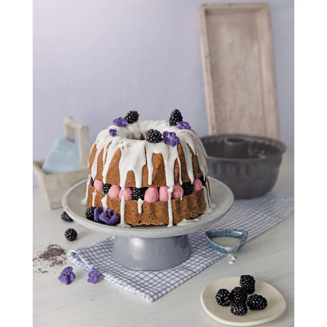 Backformen|Kochwelt Entdecken<Kaiser Bundform 22 cm La Forme Plus schwarz