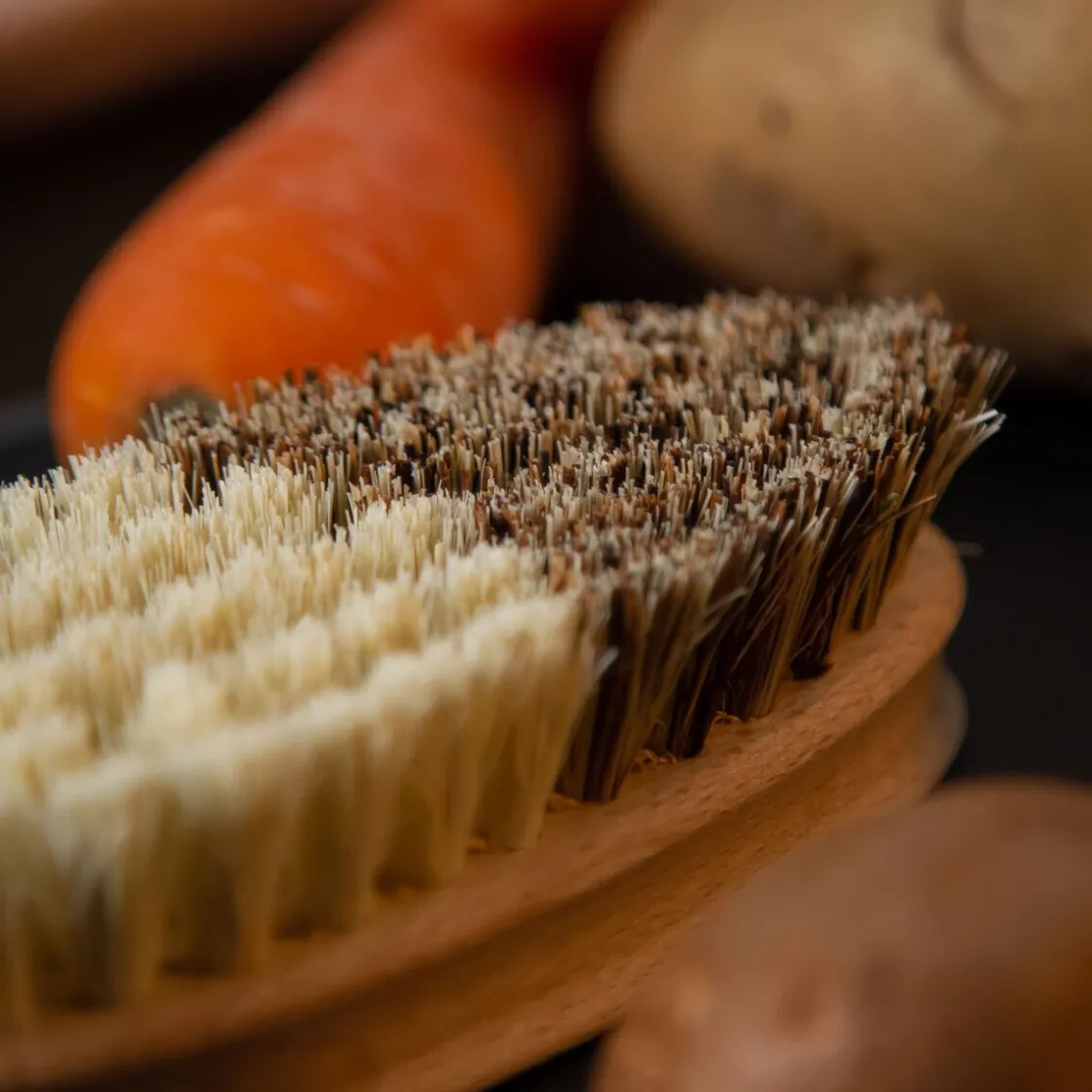 Bürsten<Küchenprofi Gemüsebürste 14 cm Buche