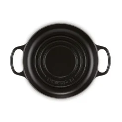 Brotbacken<Le Creuset Brot-Bräter 24 cm Signature Schwarz