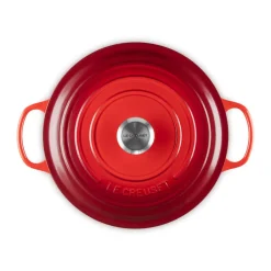 Le Creuset Bräter mit Deckel 28 cm Signature kirschrot