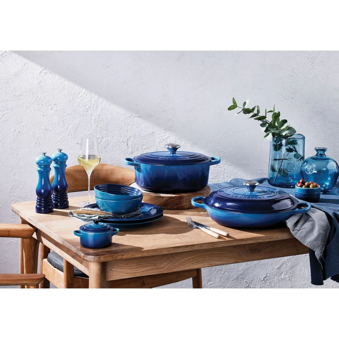 Spanischer Sommerurlaub<Le Creuset Gourmet-Profitopf mit Deckel 30 cm Signature Deep Teal