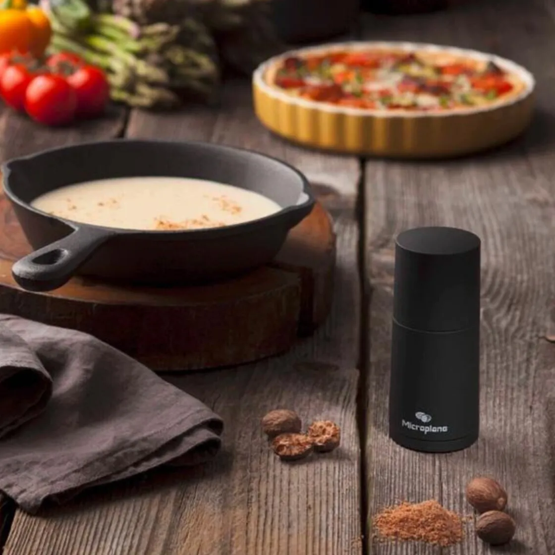 Essentials|Pilzküche<Microplane Gewürzmühle 2in1 21 cm Speciality Schwarz
