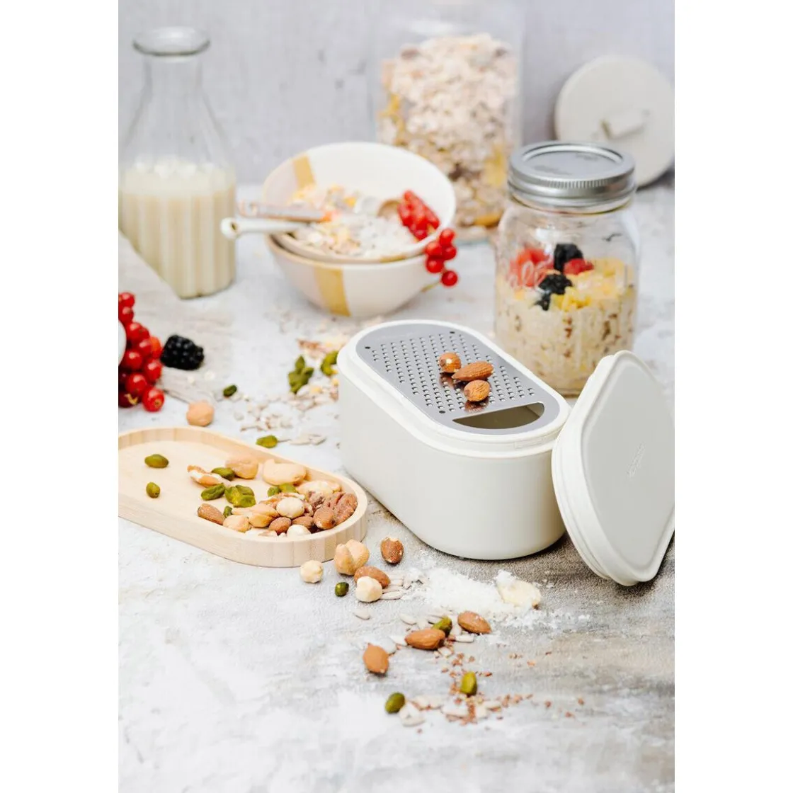 Neuheiten<Microplane Reibe mit Auffangbehälter 3-tlg. Speciality Cashmere Weiß