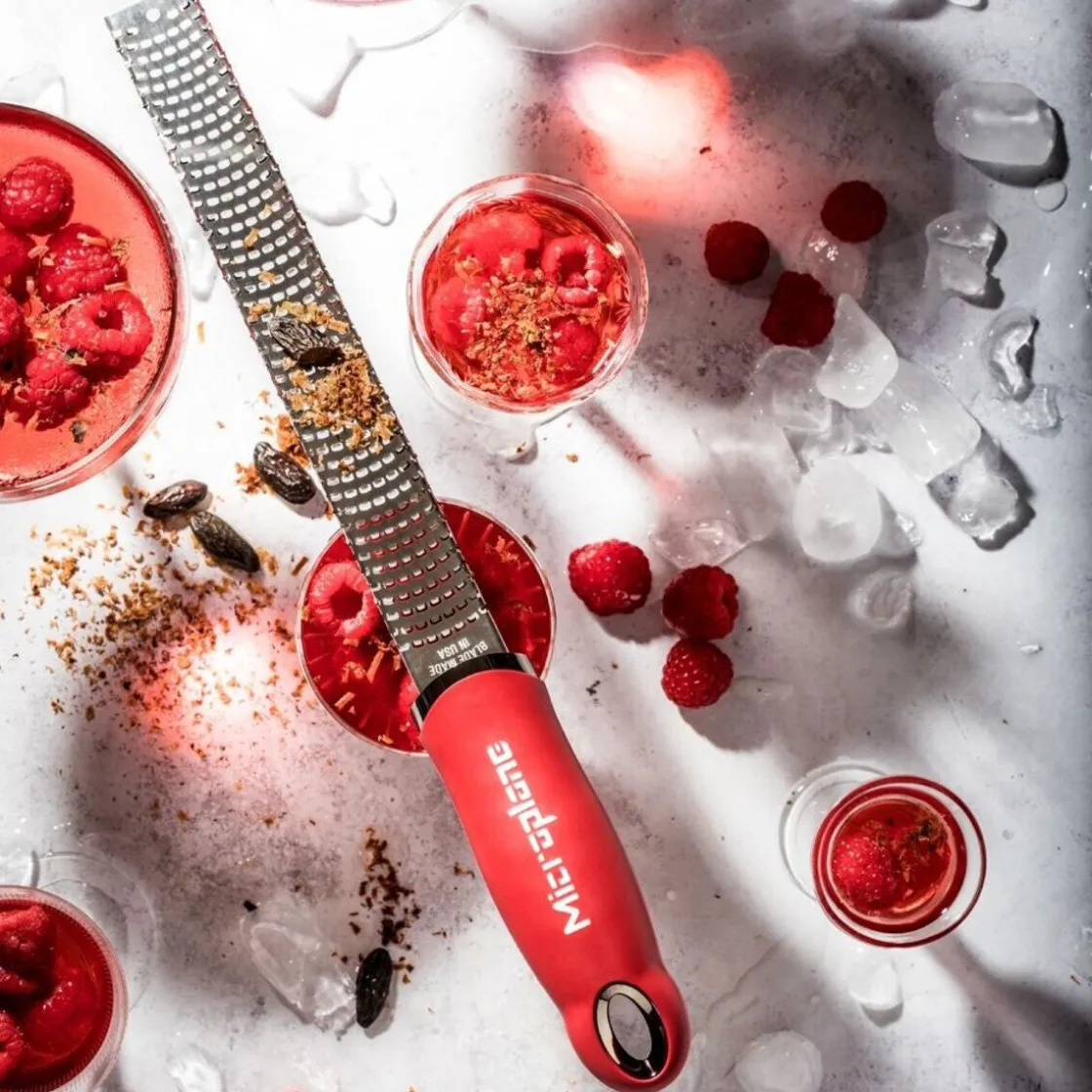 Messer & Co. Entdecken<Microplane Zester-Reibe 32 cm Premium Classic granatapfelrot