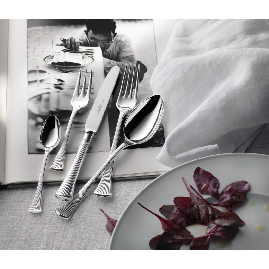 Versilbertes Besteck<Robbe & Berking Tafelmesser Avenue 150 g versilbert