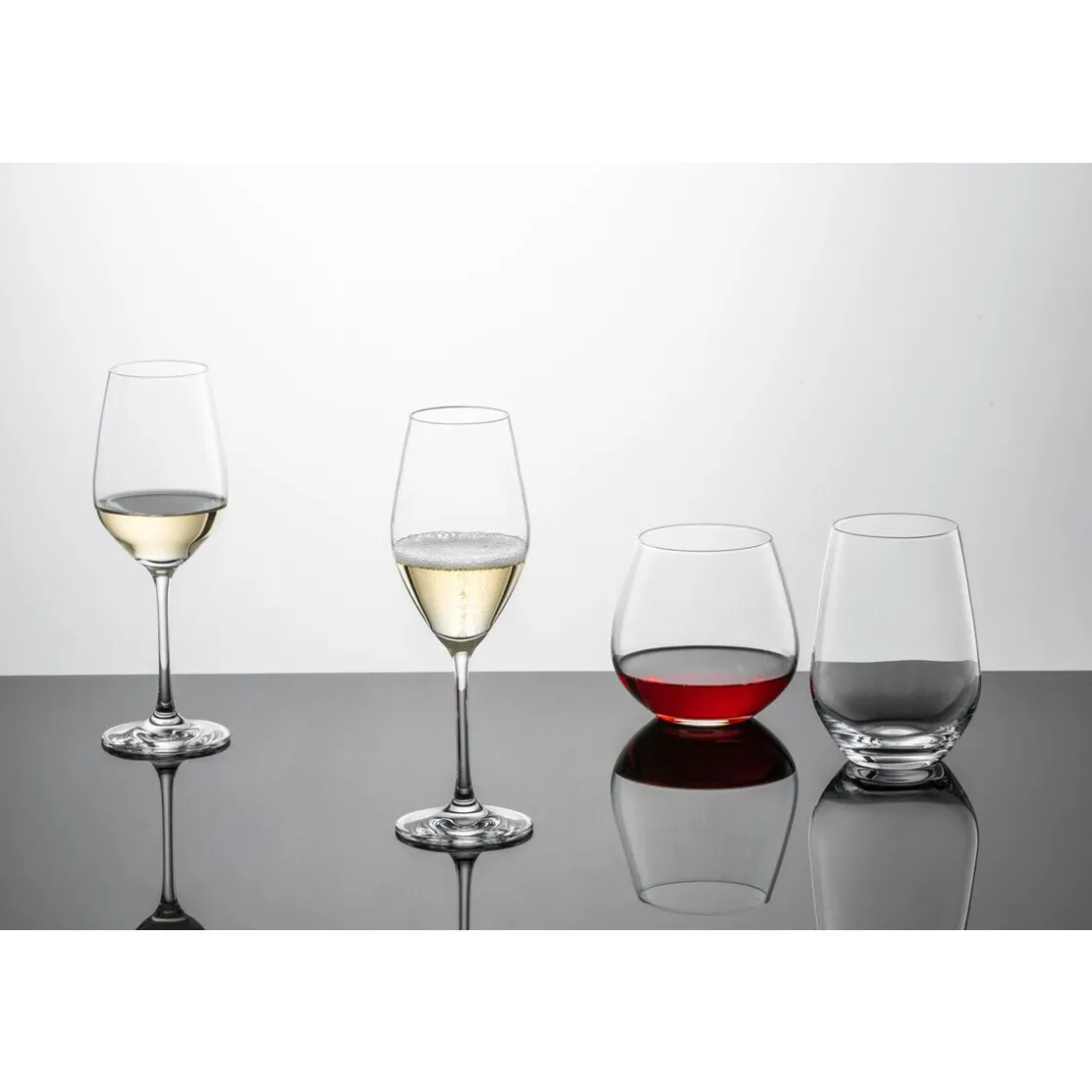 Silvesterparty<Schott Zwiesel Sektglas 4er-Set Forté mit Moussierpunkt klar