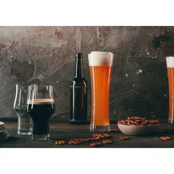 Weizenglas<Schott Zwiesel Weizenbierglas groß 4er-Set Beer Basic mit Moussierpunkt klar