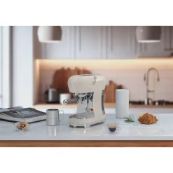 Smeg Espressomaschine ECF02 1,1 l 1350 W 50’s Style creme