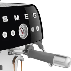 Essentials|Espressomaschinen<Smeg Espressomaschine mit Mahlwerk EGF03 2 Tassen 1650 50’s Style schwarz