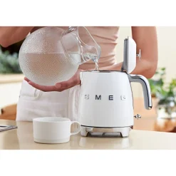 Smeg Mini-Wasserkocher 0,8 l 1400 W 50’s Style weiss
