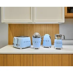 Kochwelt Entdecken|Wasserkocher<Smeg Wasserkocher KLF03 1,7 l 2400 W 50’s Style pastellblau