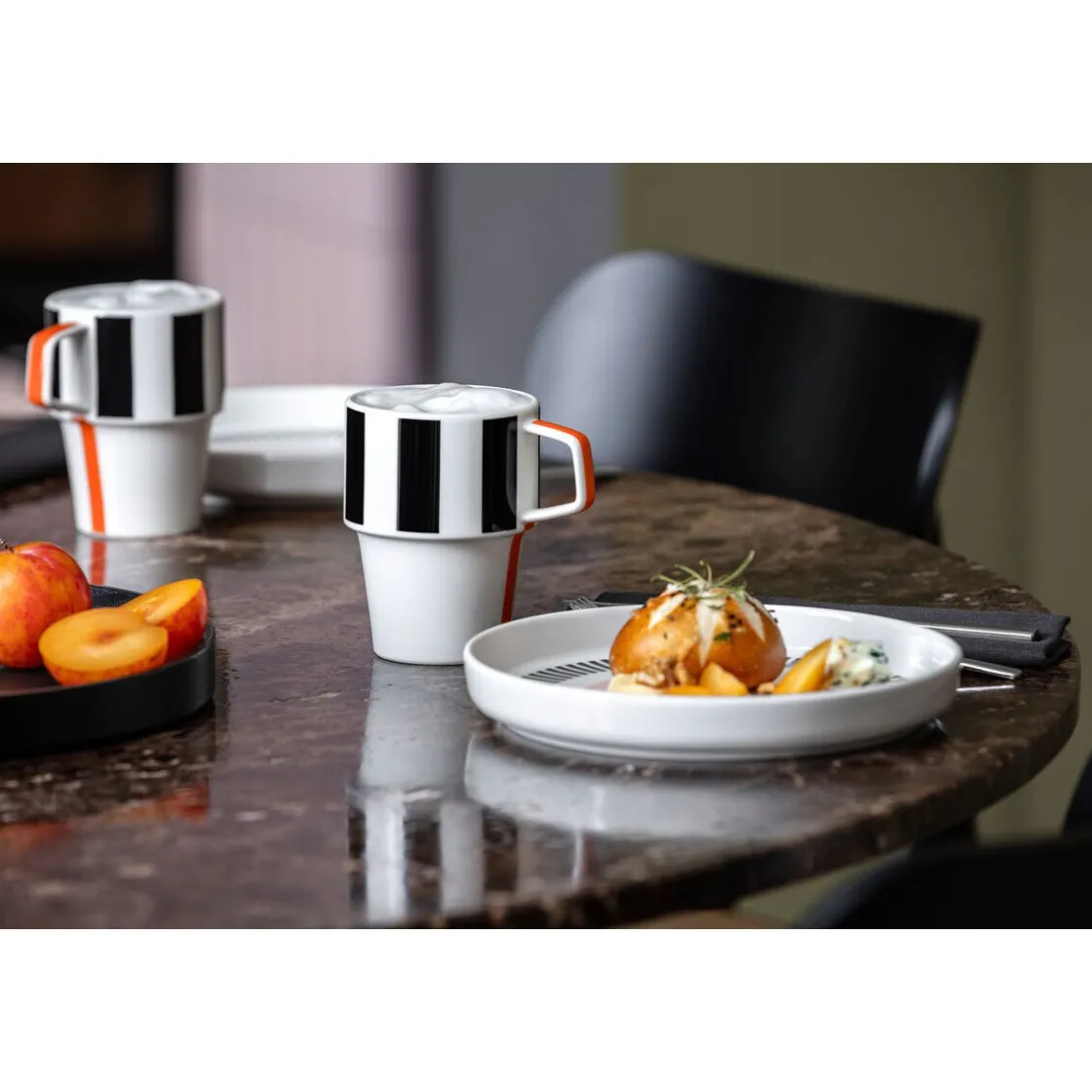 Becher|20 Jahre Tischwelt<Villeroy & Boch Henkelbecher 0,32 l Memphis Collection
