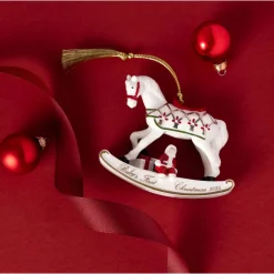 Weihnachten<Villeroy & Boch Ornament Schaukelpferd 2025 9 cm Christmas Classics